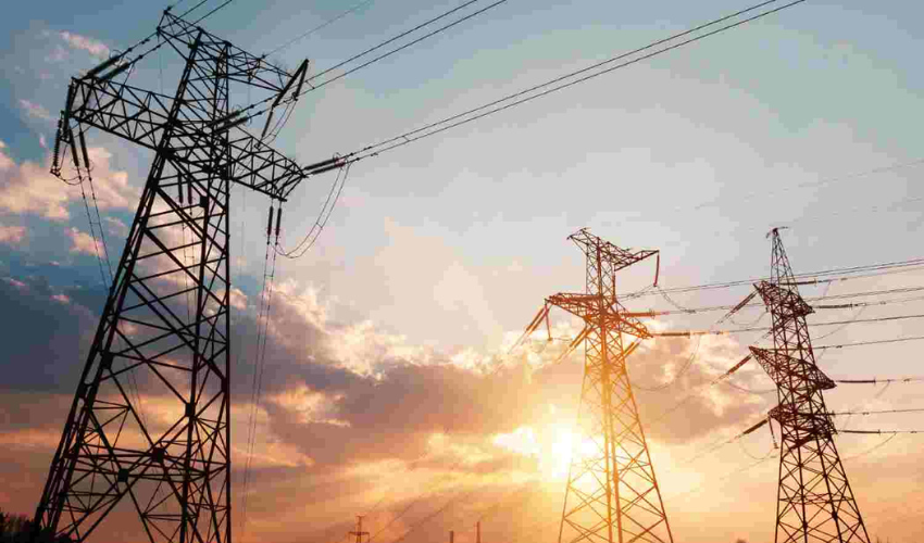 http://high%20voltage%20power%20transmission%20lines