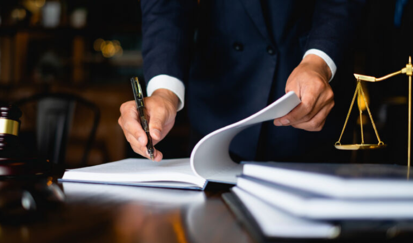 http://business%20contract%20signing